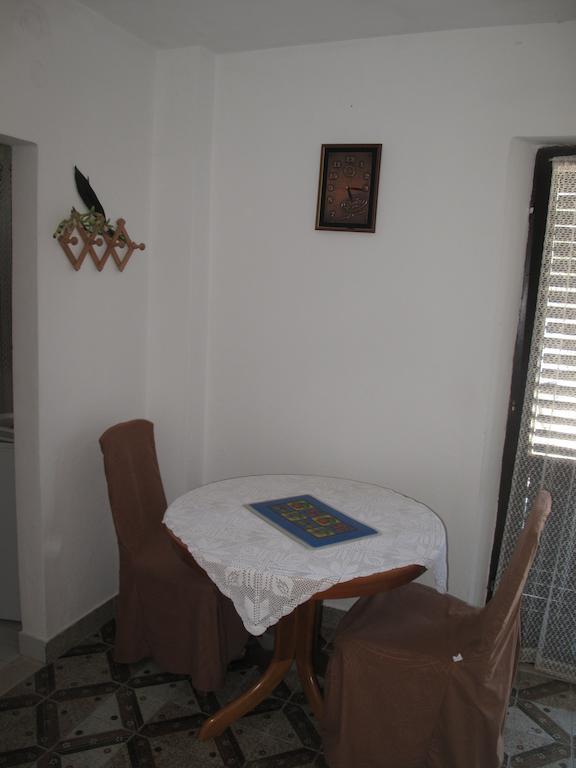 Apartments Zuvela Korčula Kamer foto
