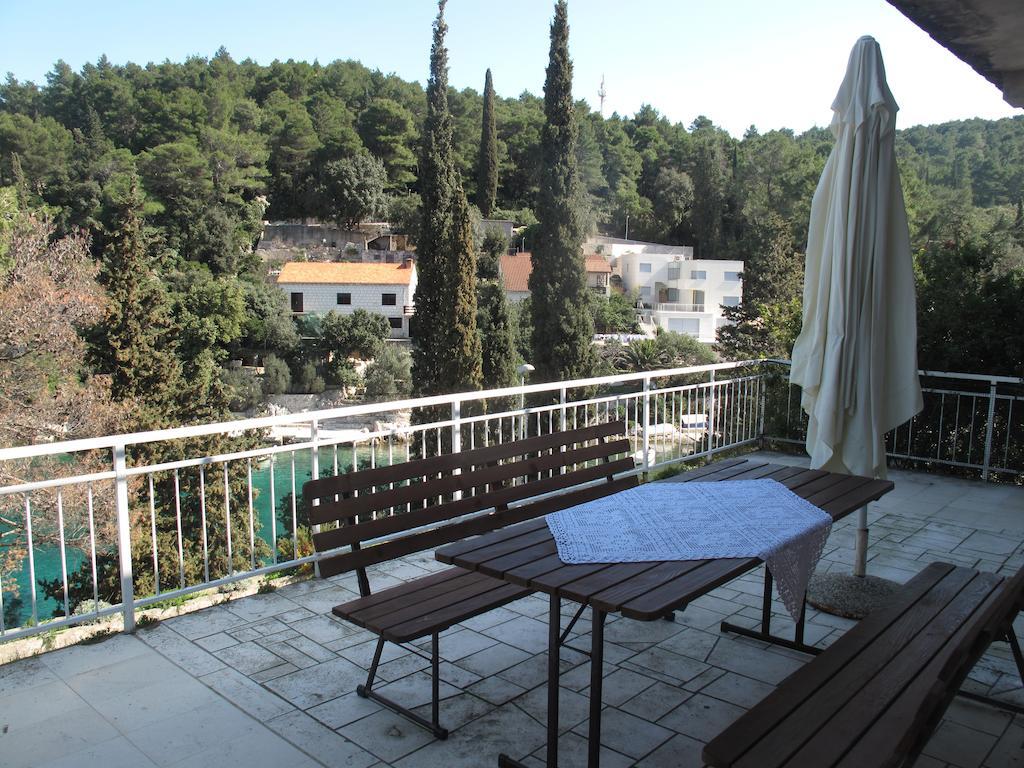 Apartments Zuvela Korčula Kamer foto